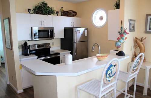 Manteo Condo | Pet Friendly at Pirate's Cove - Buccaneer Village 1114