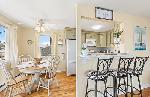Ship Bottom House | Pet friendly. Bayside. Ship Bottom. Beach Badges. WIFI. High speed internet.