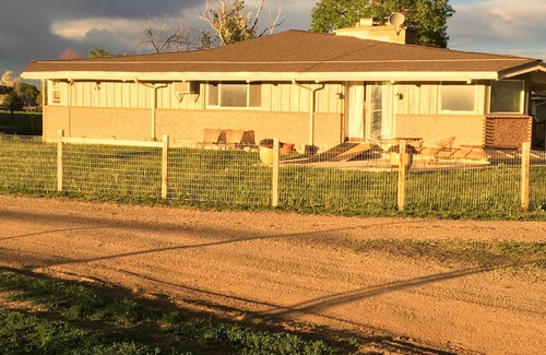 Longmont House | Pet Friendly Boulder Country Estate
