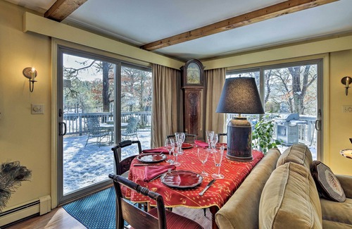 Eastham Cottage | Pet-friendly Cape Cod Home w/ Deck 2 Mi to Beaches