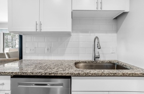 Miramar Beach Cottage | Pet Friendly Condo-Comm Pool-Short Walk 2 Beach