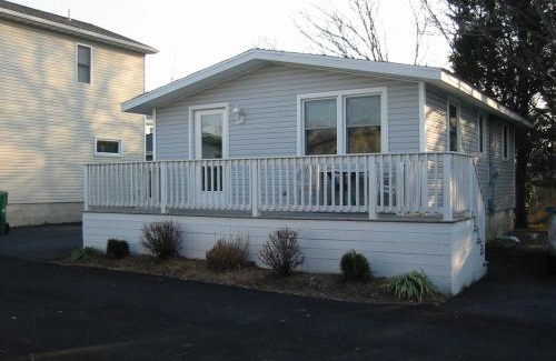 Rehoboth Beach House | Pet Friendly Cottage walk to beach!