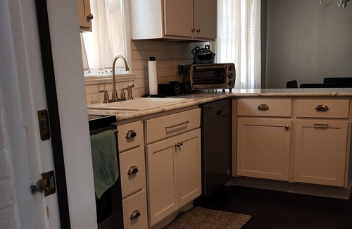 Harrisburg House | Pet Friendly, Fenced 4 Bedroom Home near Hershey and Harrisburg