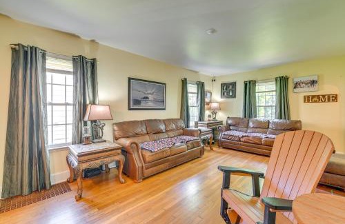 Gloversville House | Pet-Friendly Gloversville Cottage Near Golf Course