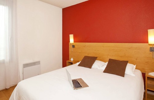 Gorge de Loup Apartment | Pet-Friendly Haven Near Parc de la Tête d'Or