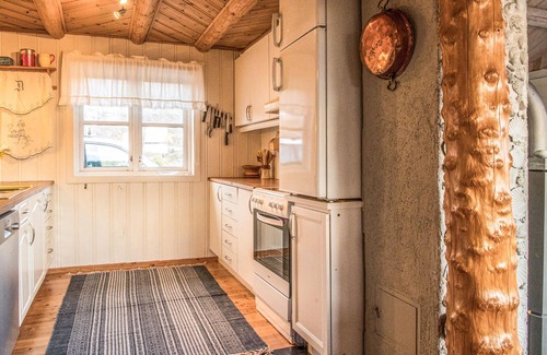 Roan House | Pet friendly home in Roan