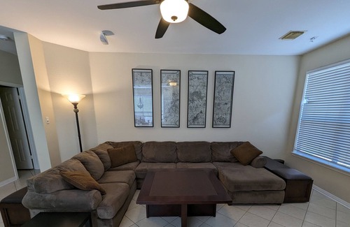 Scofield Farms House | Pet Friendly Home near the Domain sleeps 13