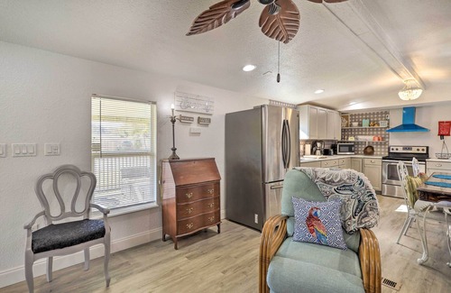 Cocoa House | Pet-Friendly Home w/Deck - 6 Mi to Cocoa Village!