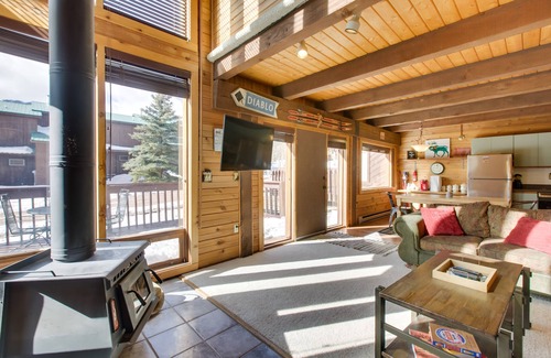 Cuchara Condo | Pet-Friendly La Veta Condo w/ Mountain Views!