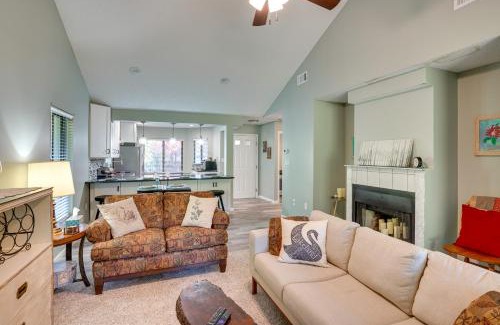 Lakeland Apartment | Pet-Friendly Lakeland Condo with Screened Porch!