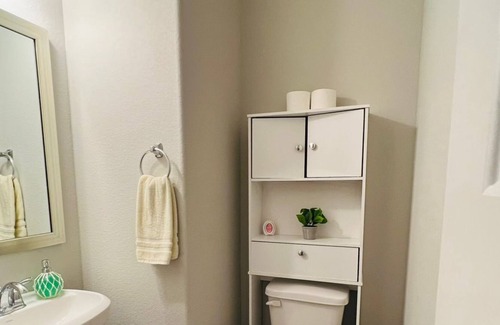 Katy House | Pet Friendly Luxury Home w/Office, Near Lake