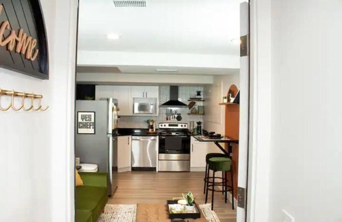 West Colfax Apartment | Pet-Friendly Newton Apartment. Walking distance to local RTD