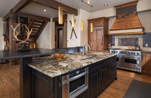 Winter Park House | Pet Friendly Paradise | Luxe Neighborhood | Hot Tub & Pool Table | Lakota Reserve