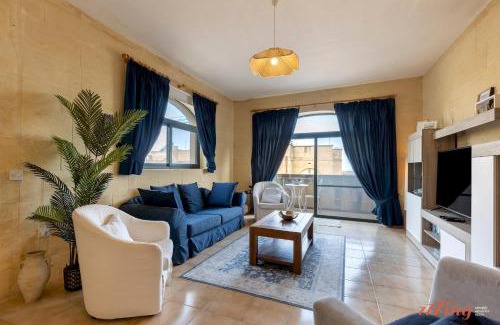 Birbuba Apartment | Pet Friendly Penthouse, Rooftop Jacuzzi with Views