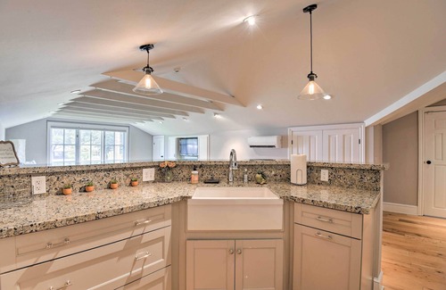 Alhambra House | Pet-Friendly Phoenix Retreat ~ 5 Mi to Downtown!