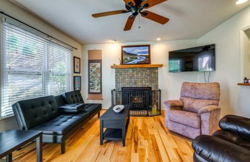 Roanoke House | Pet-Friendly Roanoke Home with Fire Pit and Grill!