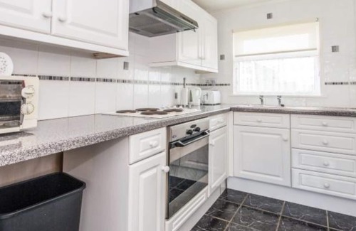 Great Yarmouth Ski Chalet | Pet friendly, Semi-Detached 2 Bed Chalet at California Sands near Norfolk Broads