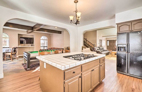 Lower Kingsbury House | Pet-Friendly Stateline Home < 2 Mi to Lake Tahoe!