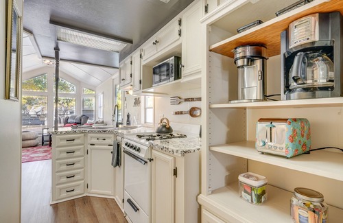 Hurricane Cottage | Pet-Friendly Utah Cottage Near Zion National Park!