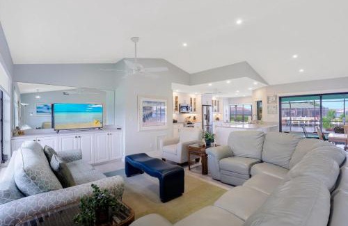 Marco Island House | Pet-friendly waterfront home on key lot with view