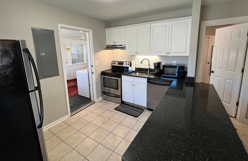 Isle of Palms House | Pet friendly with fenced yard, no stairs, walk to beach access, sleeps 6!