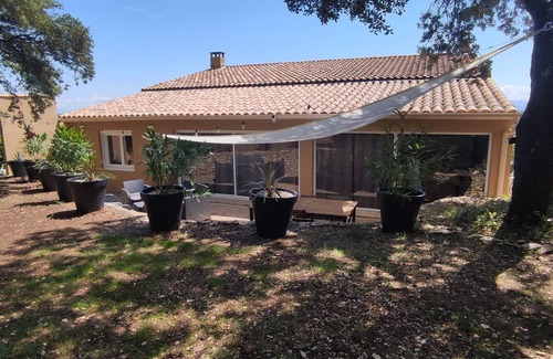 Les Hauts de Villeneuve House | Petit Havre de Paix Avec SPA aux Portes D'avignon