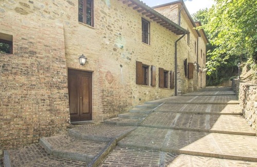 Bivio Lugnano Apartment | Petricci Residence - Casa Ellera apartment with shared pool