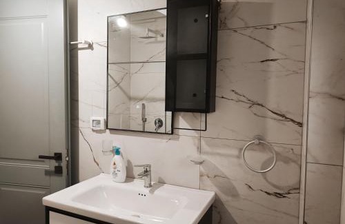 Himare Hotel | Petros rooms