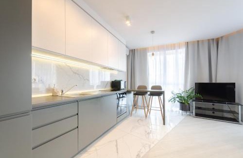 Solomjanskyj Apartment | Petrovdom 109-200 in Spacious 2 Bedroom Apartments at RC Kvartet, 16Г Vasyl Lypkivskyi Street