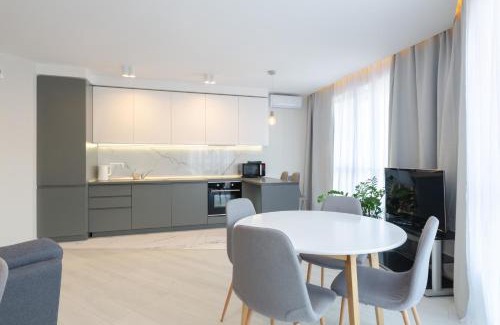 Solomjanskyj Apartment | Petrovdom 109-200 in Spacious 2 Bedroom Apartments at RC Kvartet, 16Г Vasyl Lypkivskyi Street