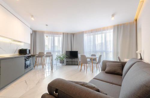 Solomjanskyj Apartment | Petrovdom 109-200 in Spacious 2 Bedroom Apartments at RC Kvartet, 16Г Vasyl Lypkivskyi Street