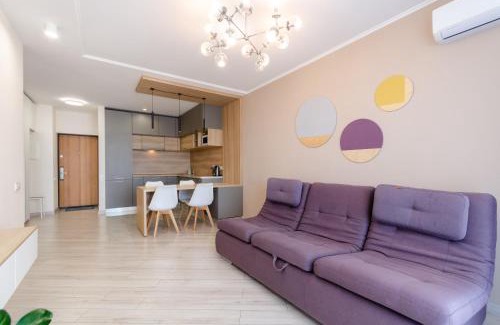 Solomjanskyj Apartment | Petrovdom 41b-59b-90b-77b stunning City View apartments at RC Kvartet, Central Railway Station