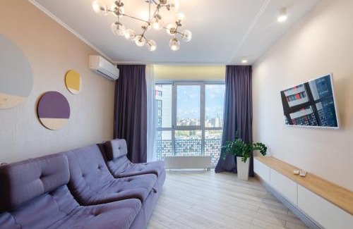 Solomjanskyj Apartment | Petrovdom 41b-59b-90b-77b stunning City View apartments at RC Kvartet, Central Railway Station