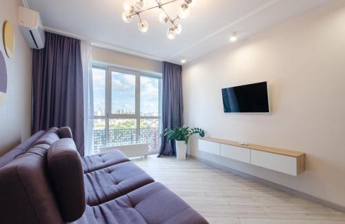 Solomjanskyj Apartment | Petrovdom 41b-59b-90b-77b stunning City View apartments at RC Kvartet, Central Railway Station
