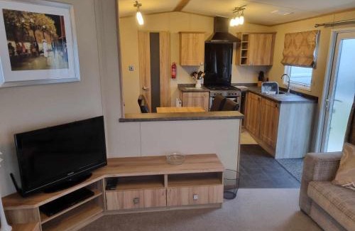 Chapel Saint Leonards Apartment | PG144 on the Golden Palm Chapel St Leonards 3 bed deluxe