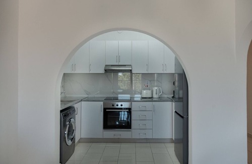 Old Town Apartment | Phaedrus Living: Golden Seaview Residence