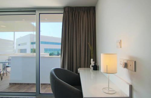 Acropolis Apartment | Phaedrus Living: Luxury Suite Nicosia 504
