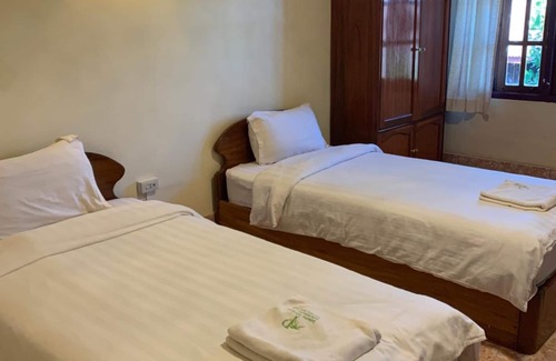 Pakse Hotel | Phaythavone Hotel