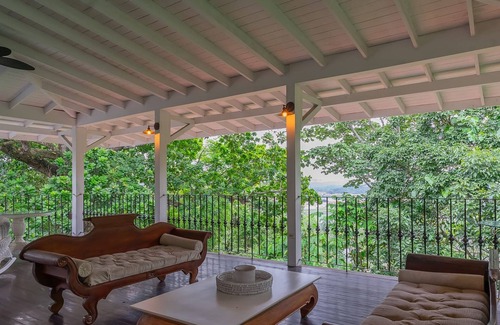 Ancon Apartment | Phenomenal 3BR House With Balcony in Ancon