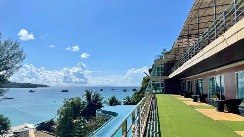 Ko Phi Phi Hotel | Phi Phi Cliff Beach Resort