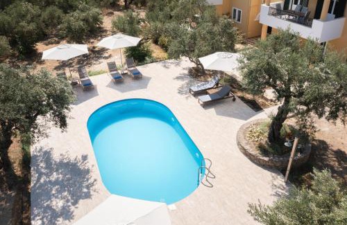 Akrotiri Apartment | Phoebe Summer House