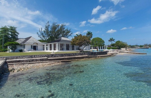Tryall Villa | Phoenix at Tryall Club in Montego Bay by Personal Villas - Astounding Features