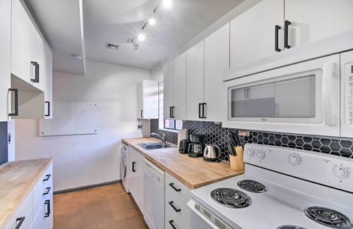 F. Q. Story Cottage | Phoenix Getaway w/Patio, Near Roosevelt Row!