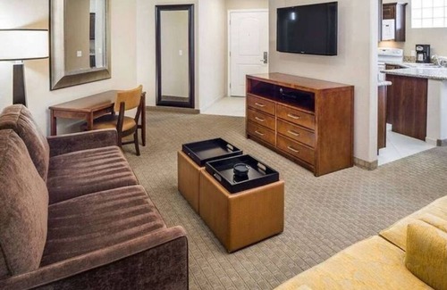North Scottsdale Resort | Phoenix Open Week 2/4/25 to 2/11/25 1 Bedroom Hilton Scottsdale Links Resort