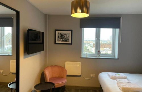 Vauxhall Hotel | Phoenix Pods