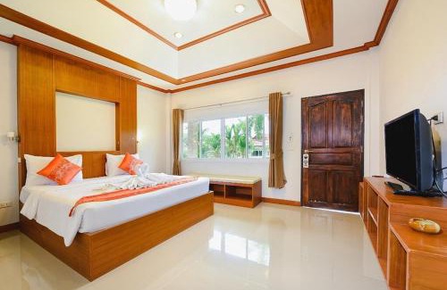 Sa Khu Hotel | Phuket Airport Villa