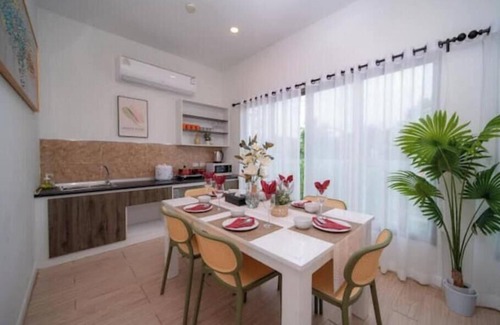 Ko Kaeo Villa | Phuket Beach 4 Bedroom 4 Private Pool Seaside Garden Villa