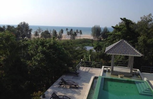 Sa Khu Villa | Phuket Seaview Villa; walk to beach