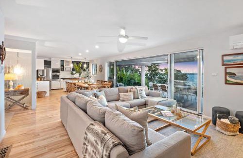 Corlette House | Phuza Maningi 17 Myan Close