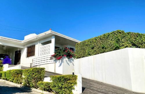 Kadena-cho Villa | Piano & Resort Villa「Klangmeer Kohinoor」